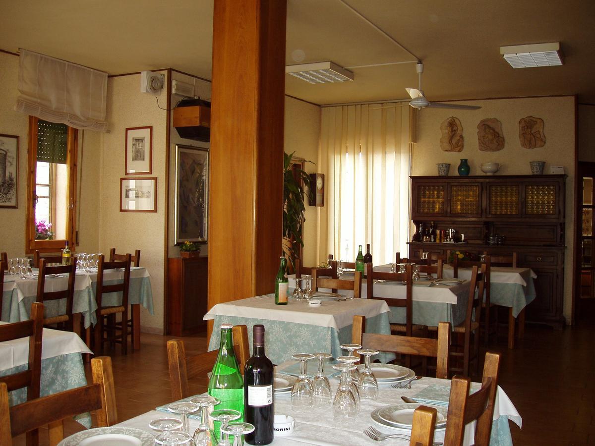 Albergo Ristorante Taverna Dalla "Lisina" سانسيبولكرو المظهر الخارجي الصورة